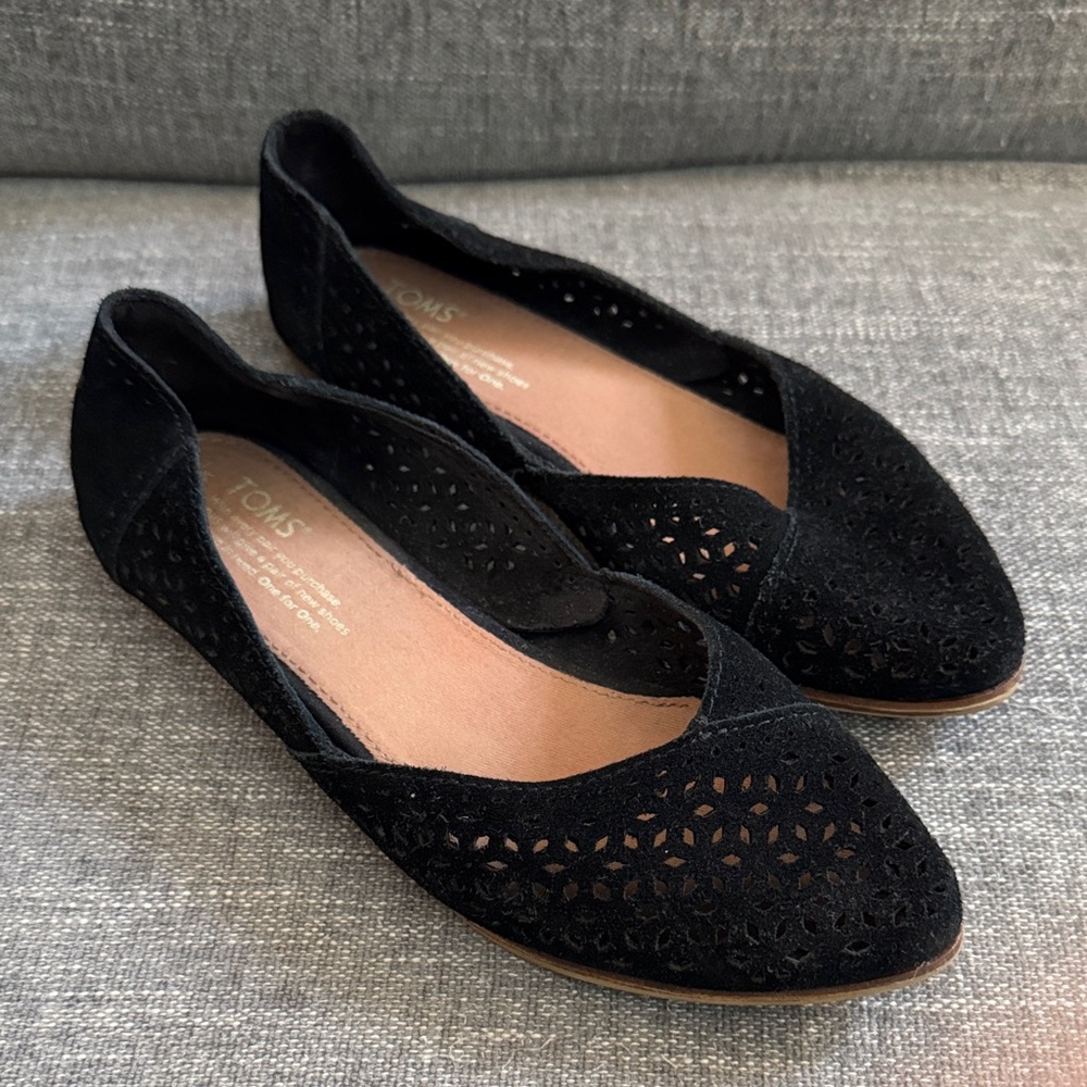 Toms Jutti Black Suede Flat. - Picture 4 of 6
